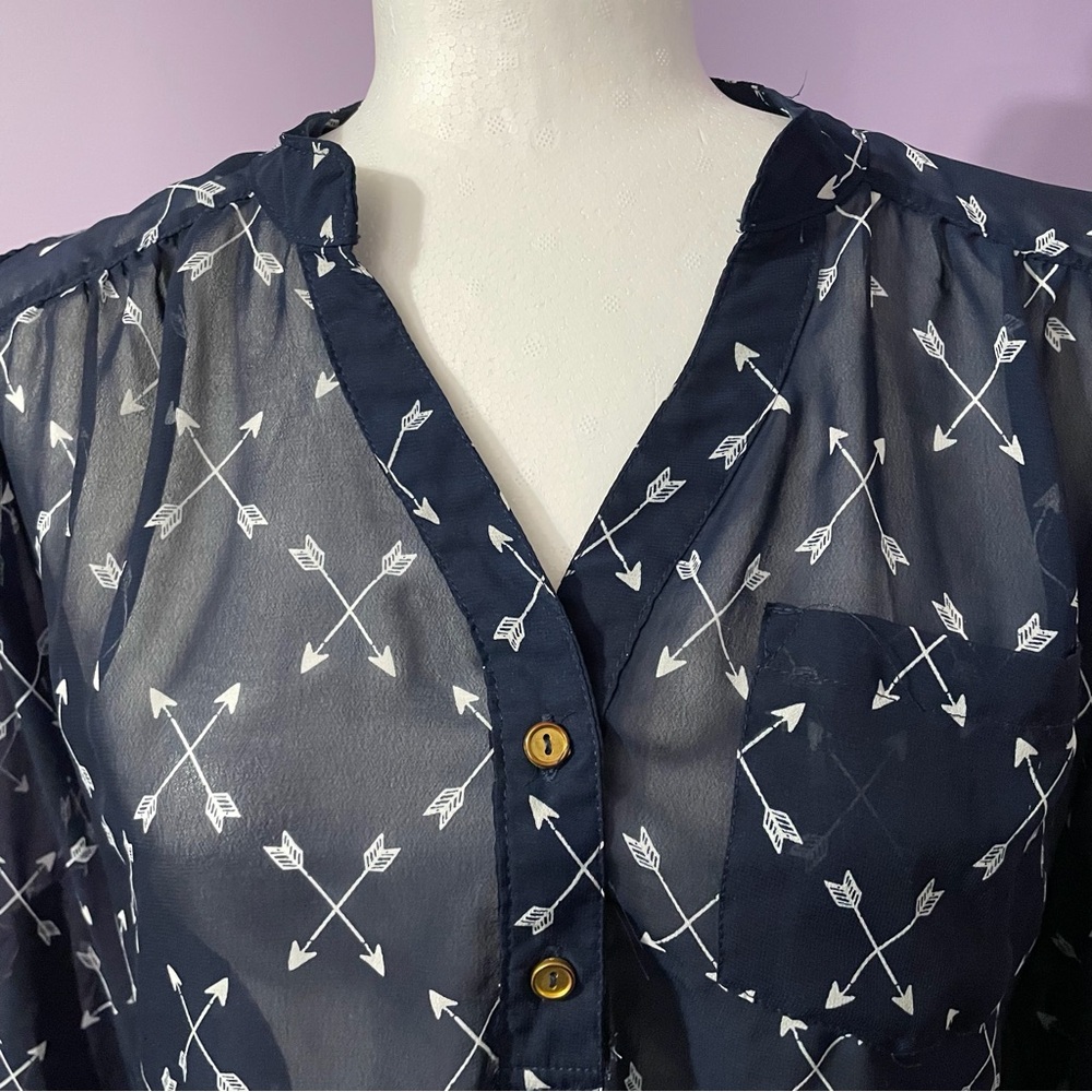 Ardene Navy Sheer Blouse with Cross Arrow Design Size Small - Picture 5 of 7